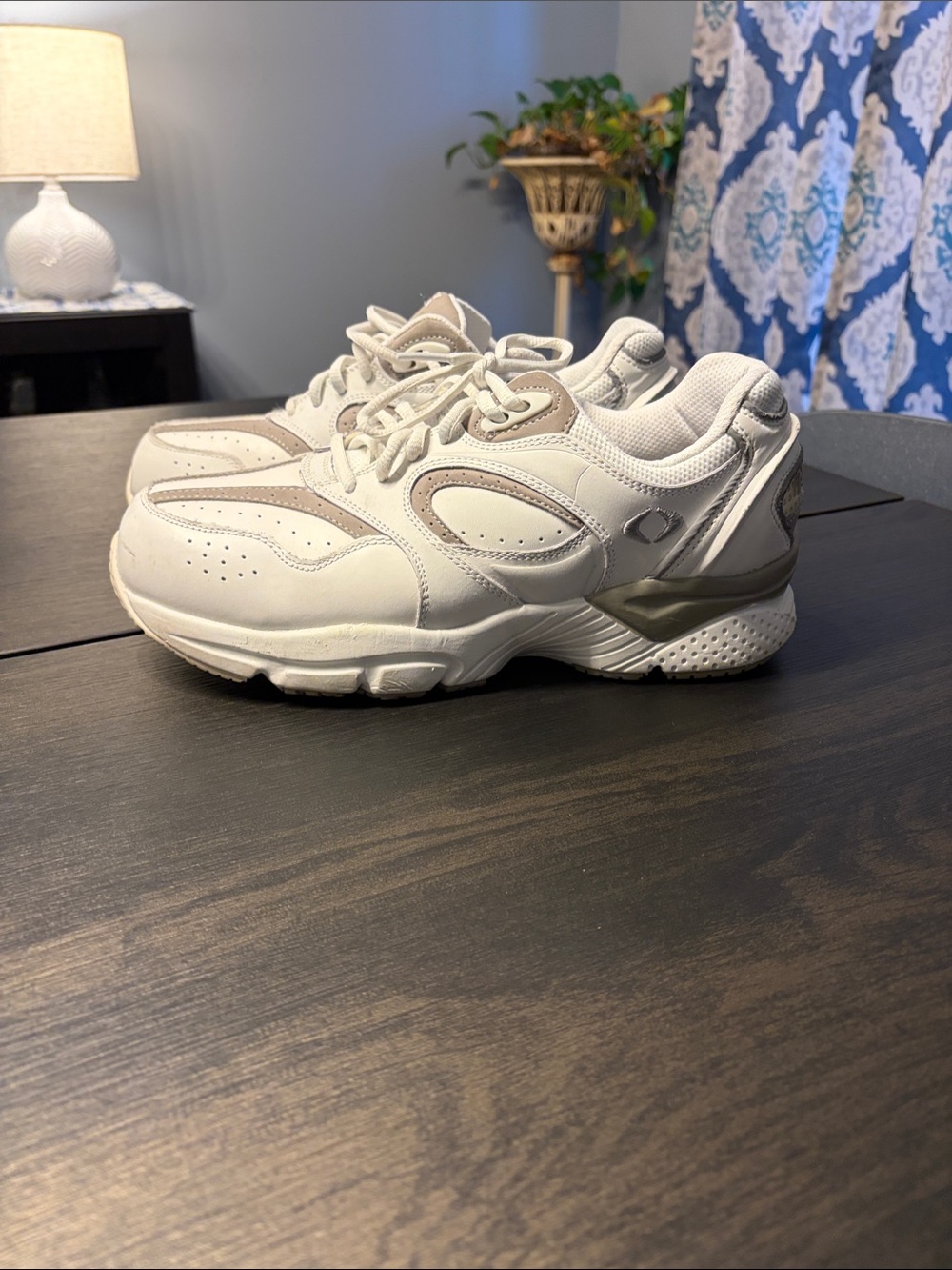 Apex Men's X821 Lenex Lace Walker Shoes White/Grey Size 8.5 X-Wide